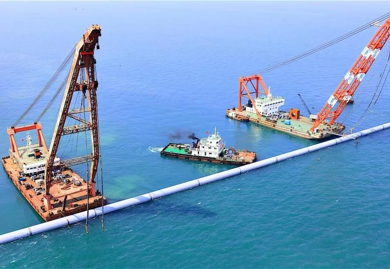 Subsea Pipeline Engineering: Essential Skills & Certifications